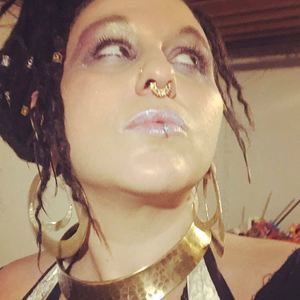 Meet your Posher, Venus